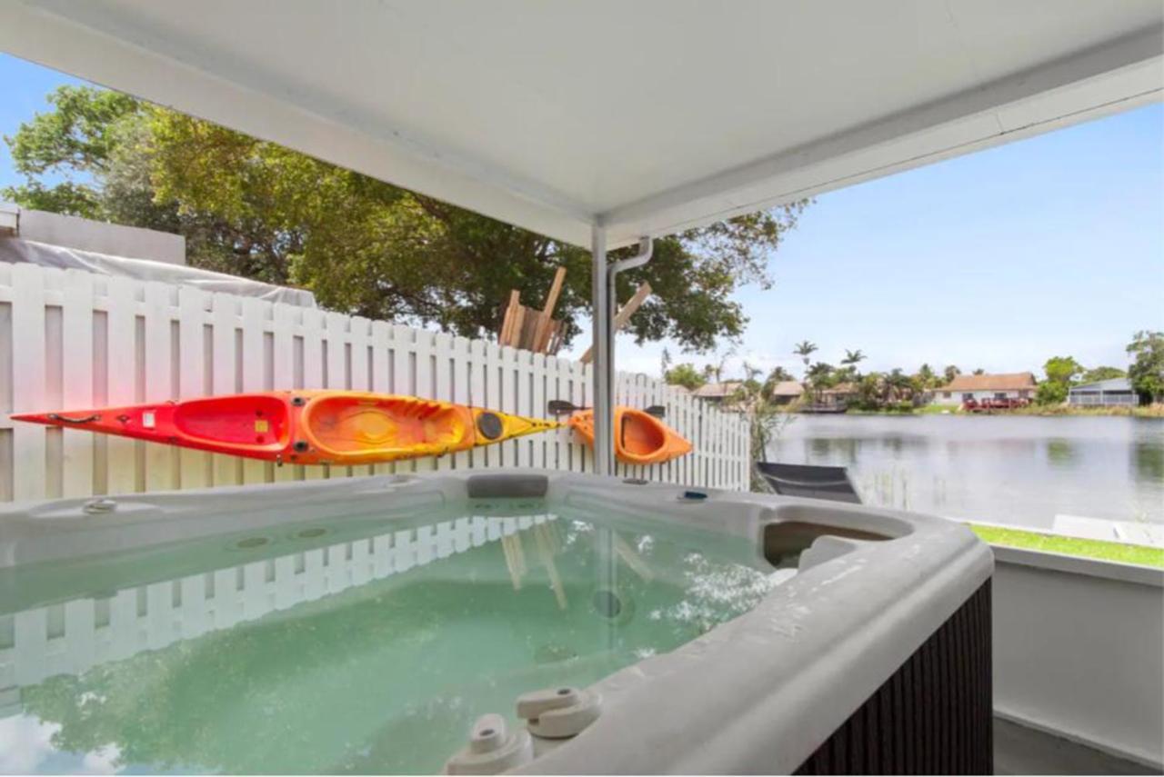 Villa Lake Life - 3 2 Lake House Near Hardrock Casino Fort Lauderdale Exterior foto